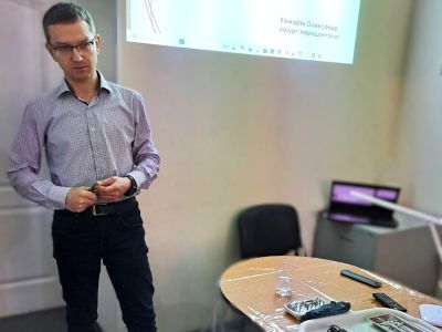 Практичний майстер-клас Кожаріна Олександра Михайловича на тему «Цікаві аспекти в роботі у бічному відділу нижньої щелепи. Альтернатива кістковій пластиці» .м.Одеса