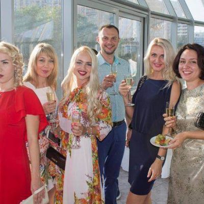 Медмаркет груп збирає друзів - Одеса 2016.08.21 Фотозвіт