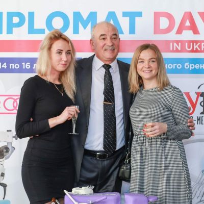 Виставка одного бренда "Diplomat Days" - м. Дніпро, магазин "МЕДТЕХНІКА" - День 2