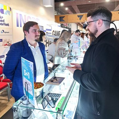 Міжнародний стоматологічний конгрес ENDOS 2025: яскрава участь Укр-Медмаркет! 